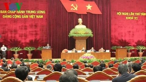 Các nhà khoa học phân tích - Cảm hứng video marketing từ Hotspot Matrix_Phân phối video đa kênh